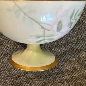 ANTIQUE HAND PAINTED T&V LIMOGES FOOTED BOWL